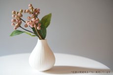 画像3: 【御仏壇用のお供え花+花器セット】モーヴピンクの木の実 + 花器（白） (3)