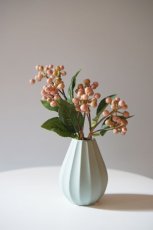 画像1: 【御仏壇用のお供え花+花器セット】モーヴピンクの木の実 + 花器（アクア） (1)